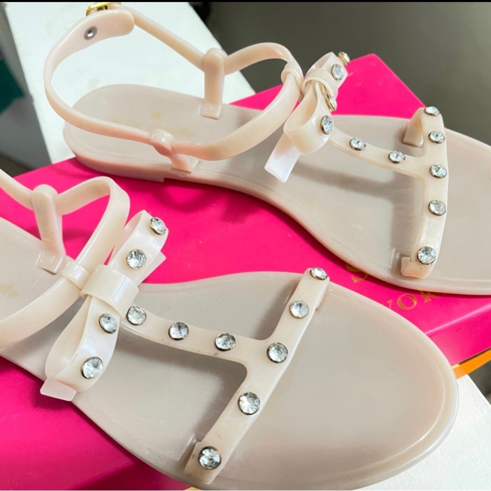 New and never worn beige Kate Spade sandals with crystals. Size 41/11.